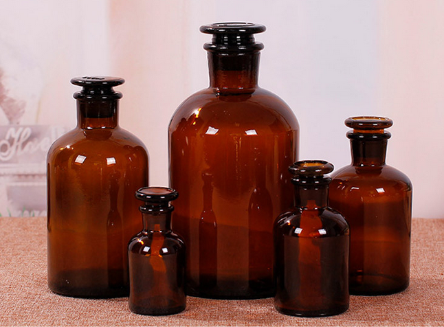 Chai thủy tinh nâu miệng hẹp nút nhám