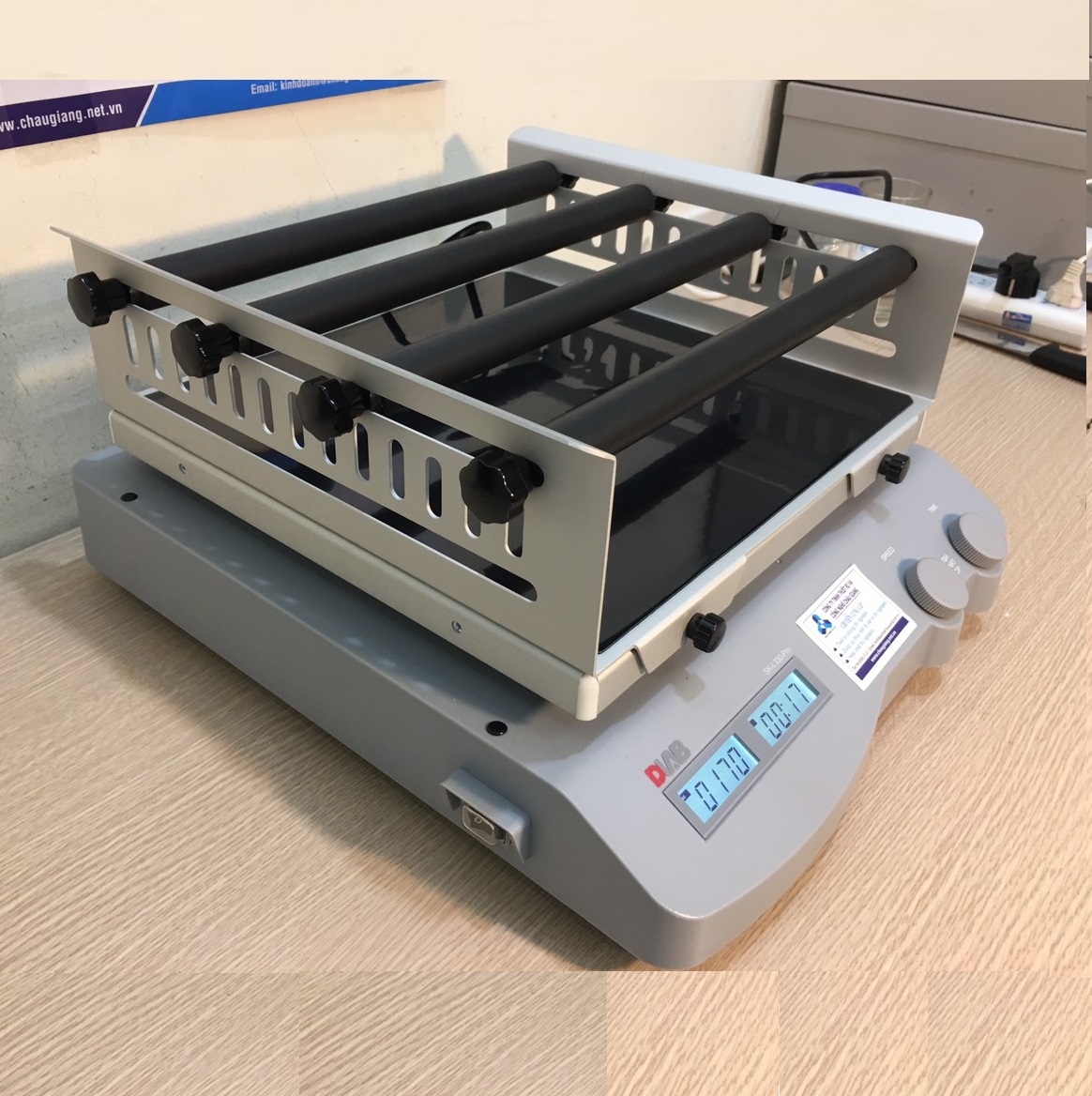 Máy lắc tròn Model : SK-O330-Pro