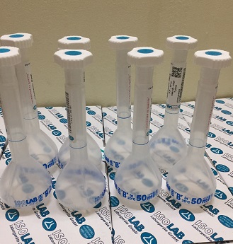 Bình định mức nhựa isolab